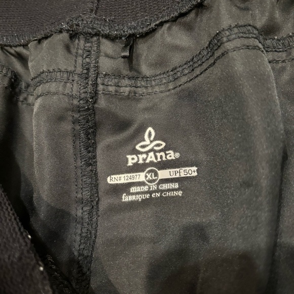 Prana Men’s XL Shorts Lightweight pull on black - Picture 6 of 9